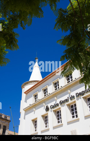 Caixa Geral de Depositos, Praca Dom Francisco Gomes, Faro, Portogallo, Estate 2009 Foto Stock