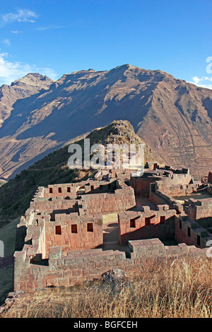 Rovine Inca nei pressi di Pisac, Perù, Sud America Foto Stock