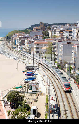 Sant Pol de mar Costa e treno Foto Stock