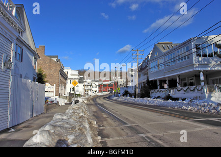 Gli edifici lungo la East Broadway, Port Jefferson, Long Island, NY Foto Stock