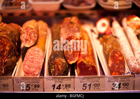 Ham negozio vicino a Plaza de Zocodover a Toledo Spagna. Foto Stock