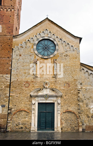 San Michele cattedrale, Albenga, provincia di Savona, Italia Foto Stock