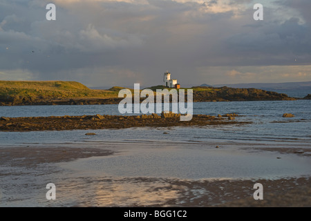 Faro, Elie Ness, luce della sera, sentiero costiero, Firth of Forth, Fife, Scozia, Ottobre 2009 Foto Stock