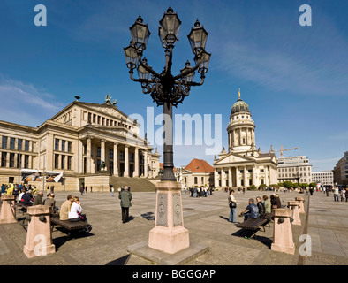 Konzerthaus concert hall e Cattedrale francese a piazza Gendarmenmarkt, Berlin-Mitte, Germania, Europa Foto Stock