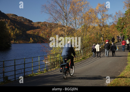 Autunno a Loch Katrine nel Loch Lomond & Trossachs National Park, Stirlingshire, Scozia, Regno Unito Foto Stock