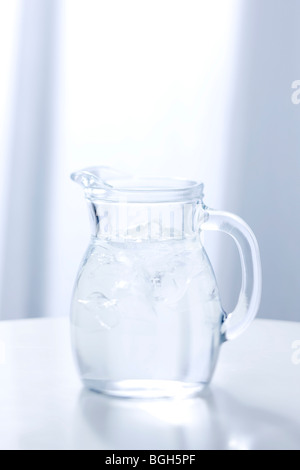 Caraffa di vetro di acqua Foto Stock