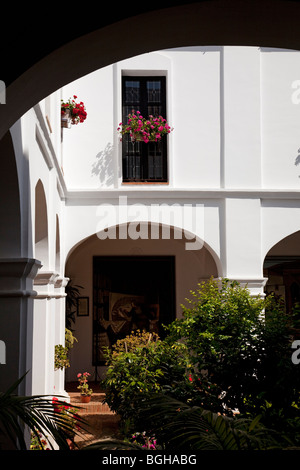 Un Patio al Monastero di La Rabida in Palos de la Frontera, Huelva, Andalusia, Spagna Foto Stock