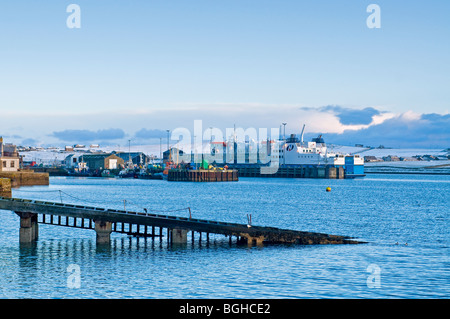 Il vecchio imbarcadero dei battelli di salvataggio sul lungomare a Stromness Orkney continentale, regione delle Highlands Scozzesi SCO 5817 Foto Stock