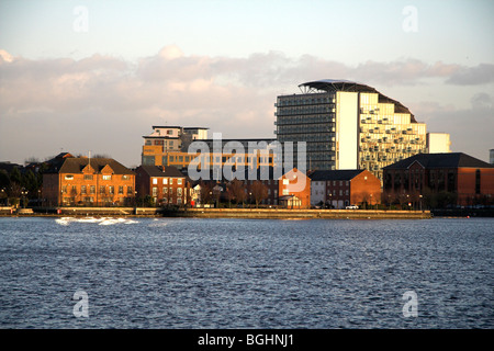 Appartamenti moderni, Clippers Quay, South Bay, Abito Salford Quays, Manchester, Regno Unito Foto Stock