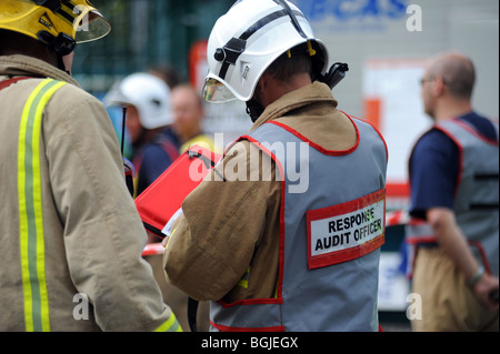 I servizi di emergenza prendendo parte a una sostanza chimica, attacco biologico di esercizio in Brighton Foto Stock