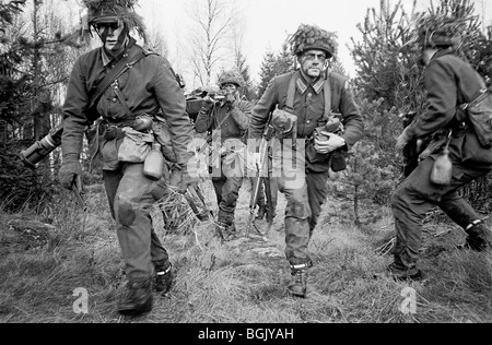 Svedese di soldati di leva durante le manovre 1988. K3 Battaglione Ranger, Karlsborg, Svezia. Foto Stock