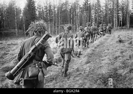 Svedese di soldati di leva durante le manovre 1988. K3 Battaglione Ranger, Karlsborg, Svezia. Foto Stock