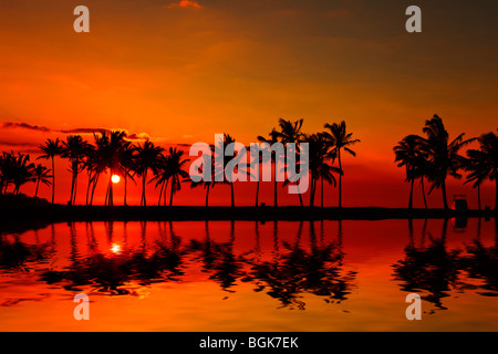 Anaehoomalu Bay tramonto sulla Big Island delle Hawaii Foto Stock