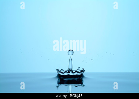 Acqua spruzzi di goccioline Foto Stock