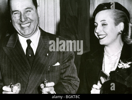 JUAN PERON come presidente dell'Argentina con la moglie Isabelita Foto Stock