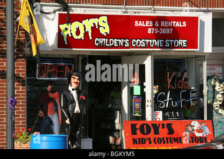 Foy del negozio di bambini costumi di Halloween in Fairborn, Dayton, Ohio, Stati Uniti d'America. Foto Stock