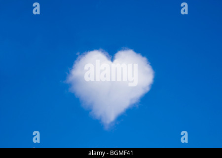 Una forma di cuore il cloud Foto Stock