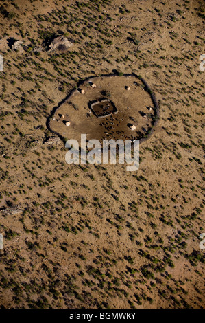 Vedute aeree di insediamenti Himba, Kaokoland, Namibia. Foto Stock