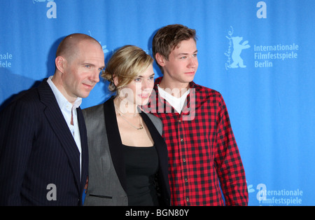 RALPH FIENNES Kate Winslet & David Kross lettore PHOTOCALL. Il FESTIVAL DEL CINEMA DI BERLINO 2009 IL GRAND HYATT POTSDAMER PLATZ BER Foto Stock