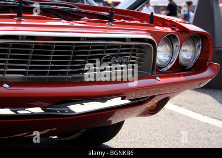 1974 Dodge Challenger 318 383 360 440 426 Hemi impugnatura a pistola Shifter Mopar Chrysler anni settanta Muscle Car Detroit Muscle Hot Rod Foto Stock