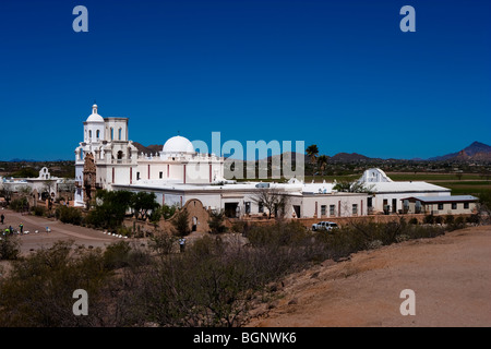 La missione di San Xavier del Bac, Santa Cruz Valley, Tucson, Arizona, Stati Uniti d'America Foto Stock