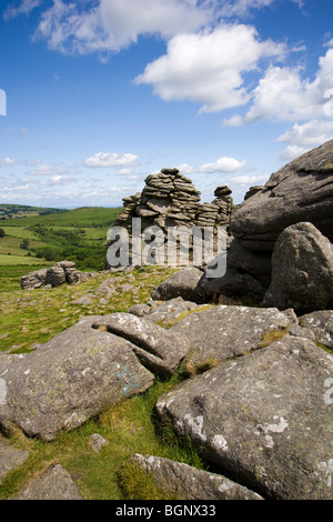 Hound Tor, un alterato pesantemente affioramento di granito sul Parco Nazionale di Dartmoor, Devon, Regno Unito Foto Stock