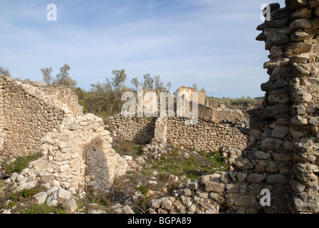 Rovinato moresco di insediamento La Roca, vicino a Alcala de la Jovada, Vall d'Alcala, Provincia di Alicante, Comunidad Valenciana, Spagna Foto Stock