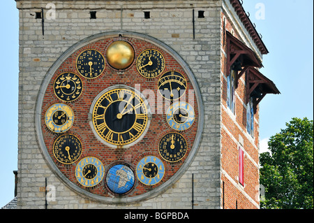La Zimmer Tower / Zimmertoren con il giubileo orologio in città Lier, Belgio Foto Stock