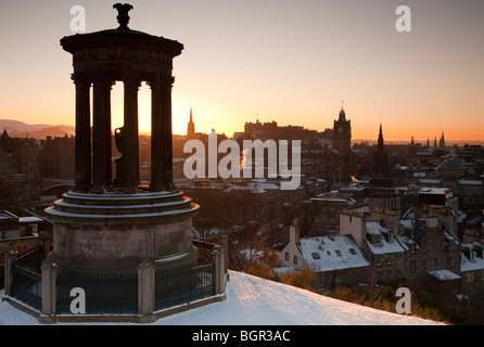 Edimburgo al tramonto dalla Calton Hill, Scozia Foto Stock