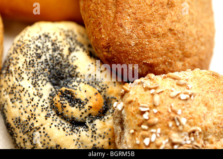 Selezione di pane appena sfornato rotoli con n. di persone Foto Stock