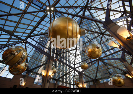 Le decorazioni di Natale, indoor shopping mall, Boston, Massachusetts Foto Stock