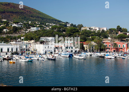 Ischia Hafen Ischia Porto Foto Stock