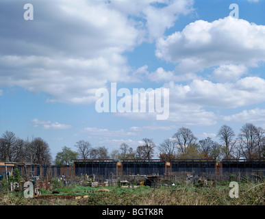 Scuola SURESTART, LONDRA, REGNO UNITO, John MCASLAN E PARTNER Foto Stock