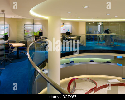 Barclays Bank flagship piccadilly circus ramo michael aukett architetti Foto Stock