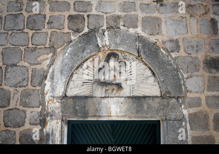 13c chiesa parrocchiale di Kolocep Croazia la assunzione di St Mary Foto Stock