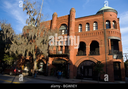 Edificio di mattoni con per il volontario di Savannah protezioni, ora parte della savana College di Arte e Design di Savannah, in Georgia Foto Stock