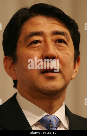 SHINZO ABE, ex primo ministro del Giappone, a Tokio, Giappone, martedì, nov. 7th, 2006. Foto Stock