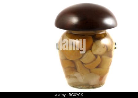 Vaso pieno di decapare bolete Foto Stock