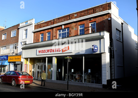 Il chiuso Woolworths store in Littlehampton Town Center West Sussex Regno Unito Foto Stock