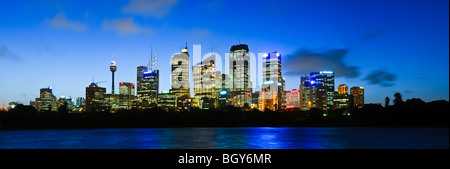 Alta risoluzione panorama di Sydney dello skyline della città che si affaccia sul Porto di Sydney Foto Stock