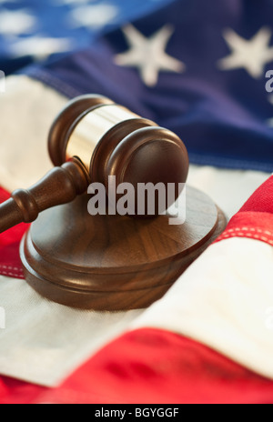 Martello sulla parte superiore della bandiera americana Foto Stock