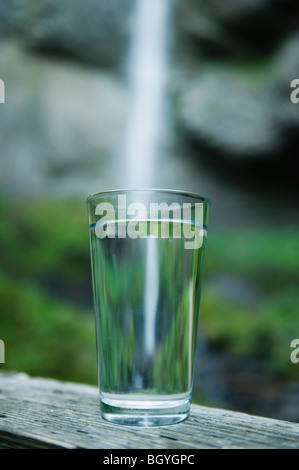 Bicchiere d'acqua Foto Stock