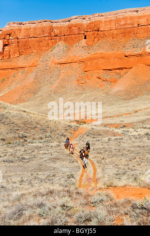 Equitazione su sentiero Foto Stock