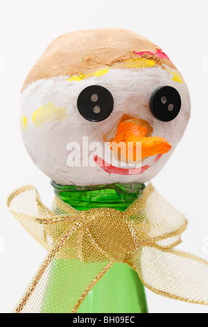 Realizzato da 5 anni bambino artigianale (fatto a mano - predisposto giocattolo) - doll - puppet - figurina di recupero ambientale & inhouse Foto Stock