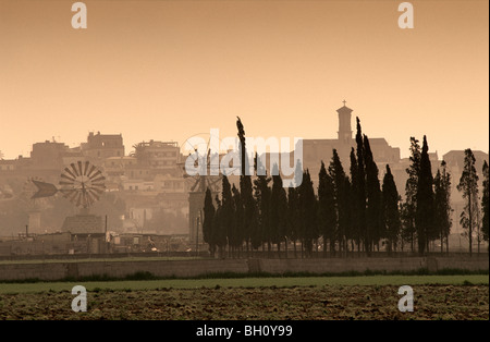 L'Europa, Spagna, Maiorca, vicino a Sant Jordi, mulino a vento Foto Stock