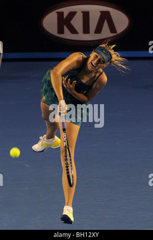 Maria Sharapova (RUS) competono al 2010 Australian Open di Tennis. Foto Stock