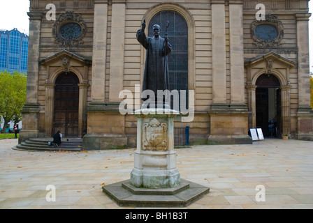 Philips St chiesa cattedrale esterno centrale di Birmingham Inghilterra UK Europa Foto Stock