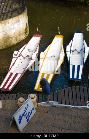 Chaffeured sterline a Cherwell canal Oxford Inghilterra Regno Unito Europa Foto Stock