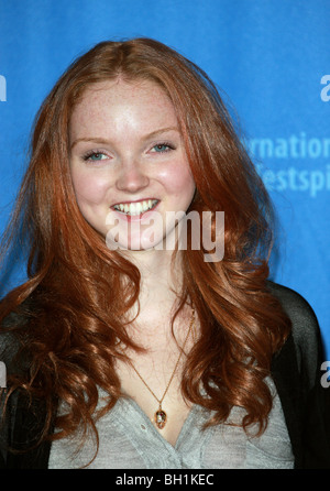 LILY COLE ATTRICE IL GRAND HYATT POTSDAMER PLATZ BERLINO GERMANIA 08/02/2009 Foto Stock