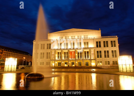 Opera House, Piazza Augusto, Lipsia, Sassonia, Germania Foto Stock